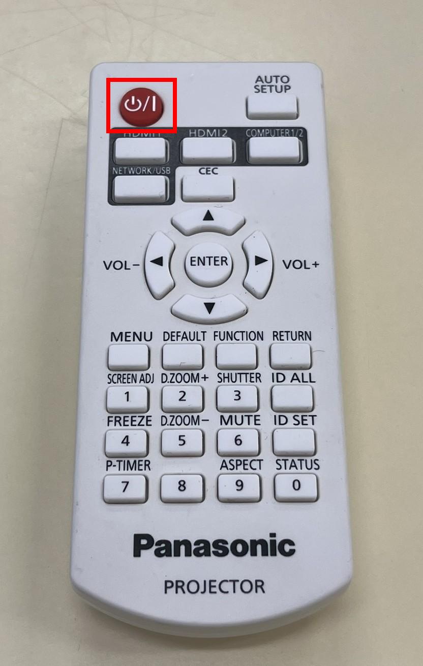 Ovladač projektoru C221 - napájení